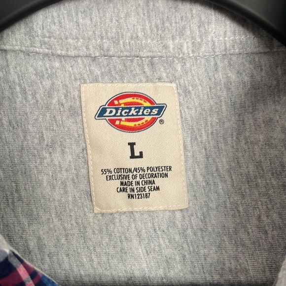 Dickies short sleeve button up, perfect condition! - Picture 2 of 4